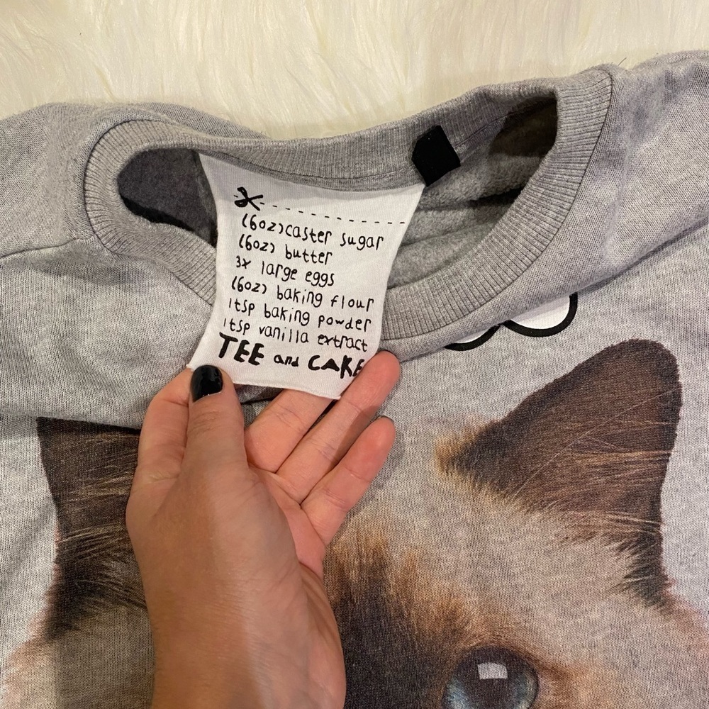 Kitten crop top sweatshirt small - Picture 2 of 2